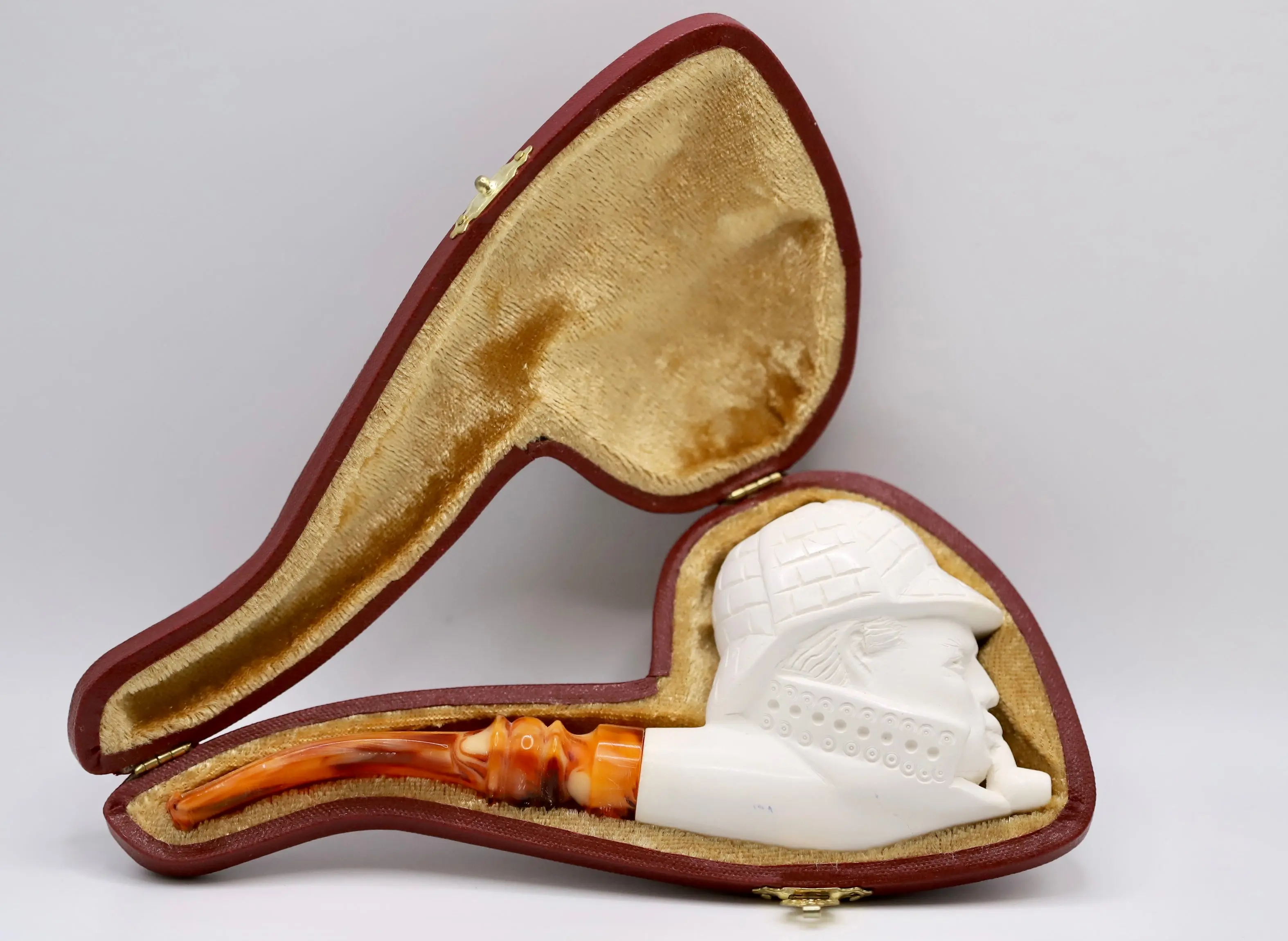 Sherlock Holmes Collectors Meerschaum Pipe - Image 3